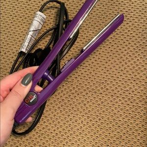 Chi travel size straightener